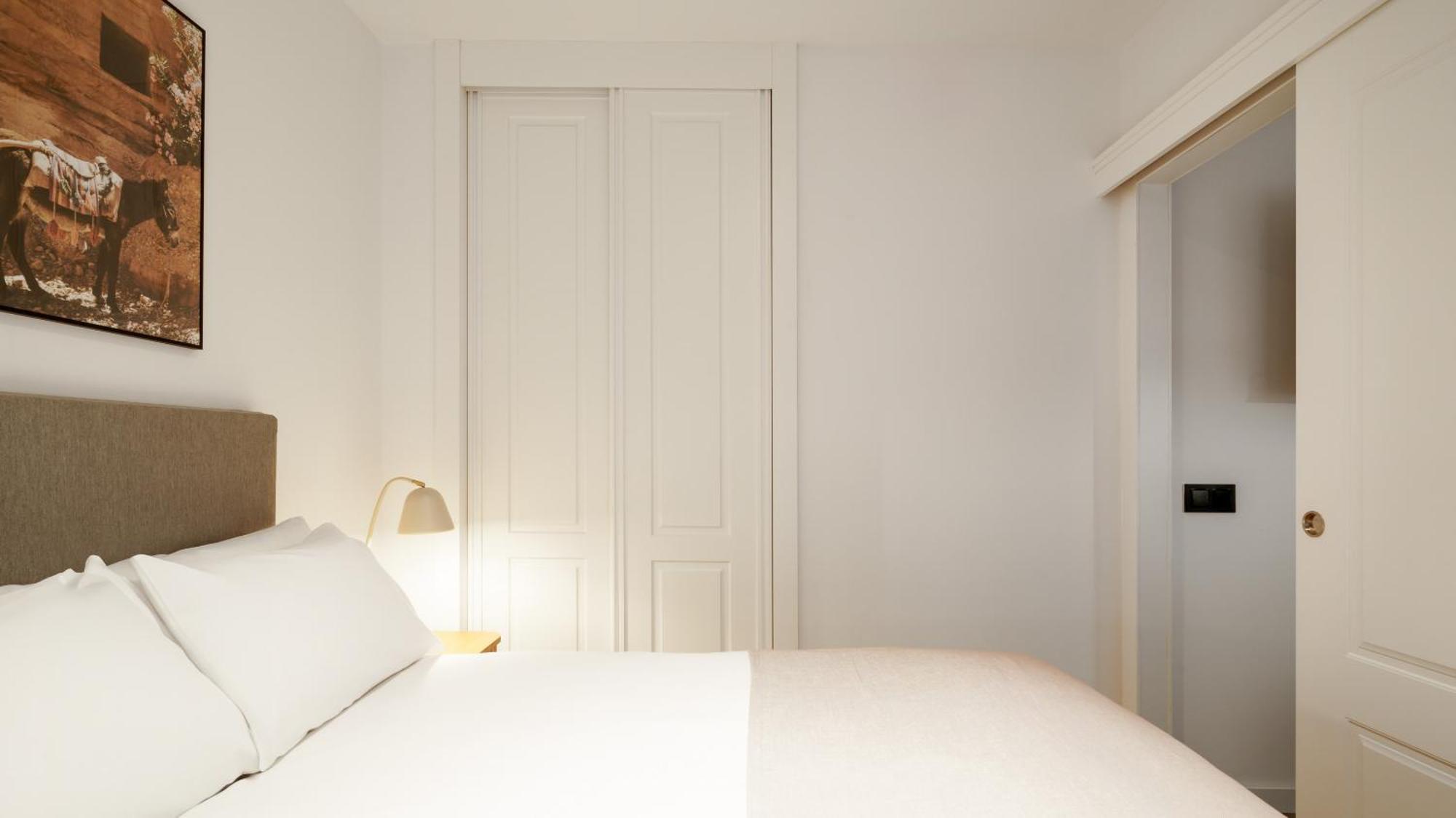 Limehome Malaga Calle Victoria Room photo